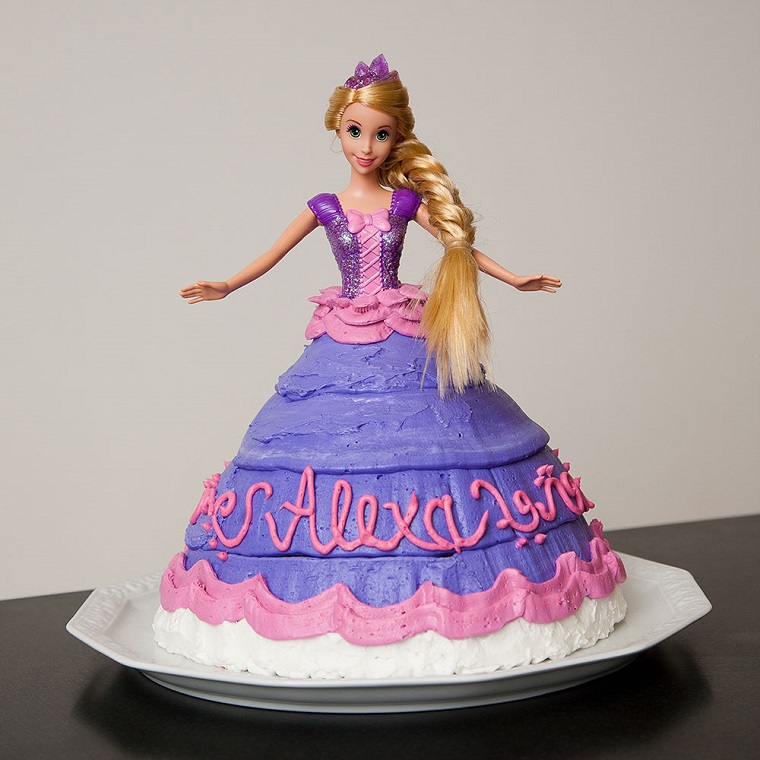 torte-principesse-compleanno-rapunzel-bambola