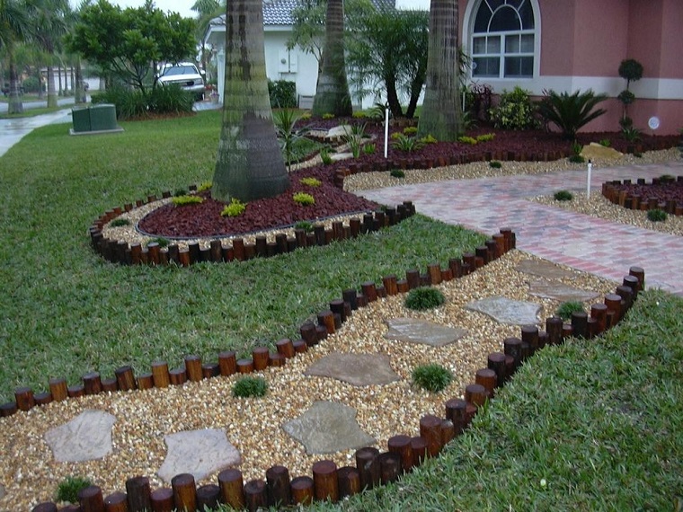giardini con sassi-decorazioni-fronte-casa