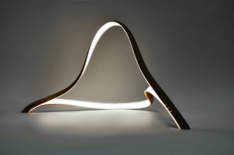 lampada-design-forma-sinuosa