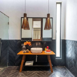 Idee per arredare il bagno: soluzioni per i materiali e mobili