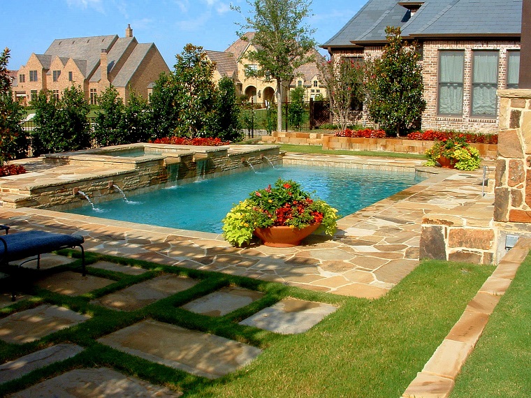 giardino con piscina arredo esterno outdoor design