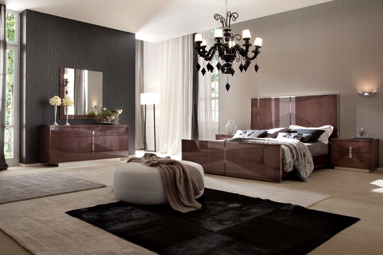 camera letto stile contemporanbeo lampradario moderno mobili laccati