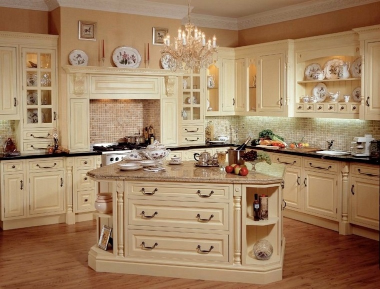 Cucina beige le mille sfumature di semplicità ed eleganza ... Cucine classiche chiare