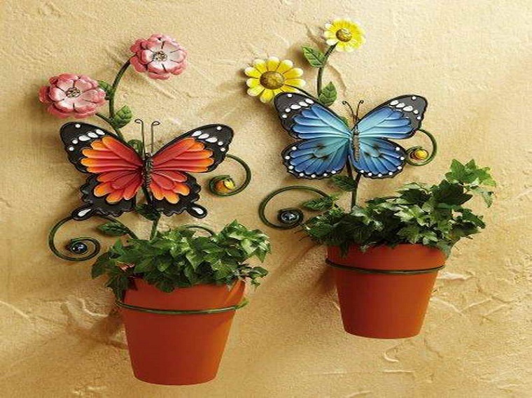 vasi terracotta da muro decorazioni farfalle