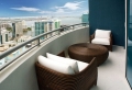 Arredo balcone: tante idee utilizzando piante, cuscini e mobili da esterno