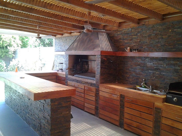 Barbecue in muratura: progetto e costruzione fai da te archzine.it Cucine all aperto in muratura