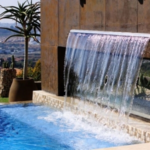 Giochi d’acqua: 42 idee tra fontane e cascate per dare vita ad un’atmosfera da sogno