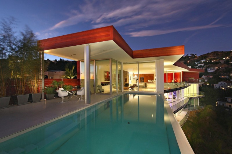 arredare il terrazzo piscina design moderno