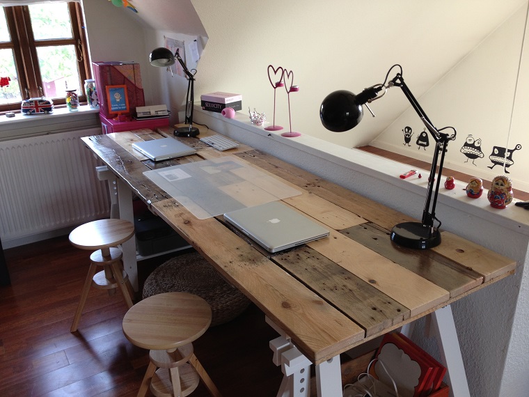 Arredo ufficio con pallet e alcune soluzioni originali fai da te ... Arredare ufficio in casa