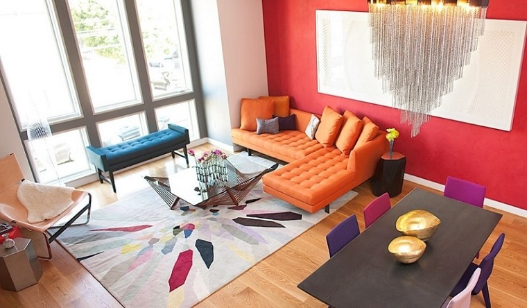 come arredare un soggiorno pareti colorate