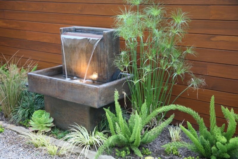 fontana semplice particolare idea decorare giardino