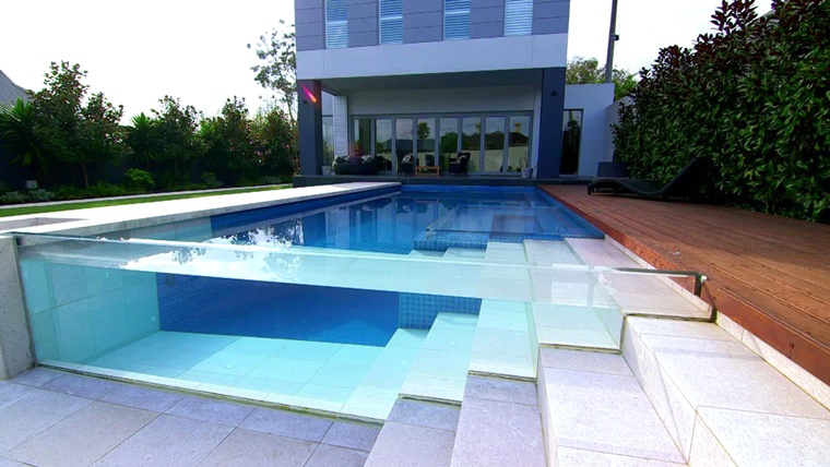 piscina da giardino parete vetro design moderno