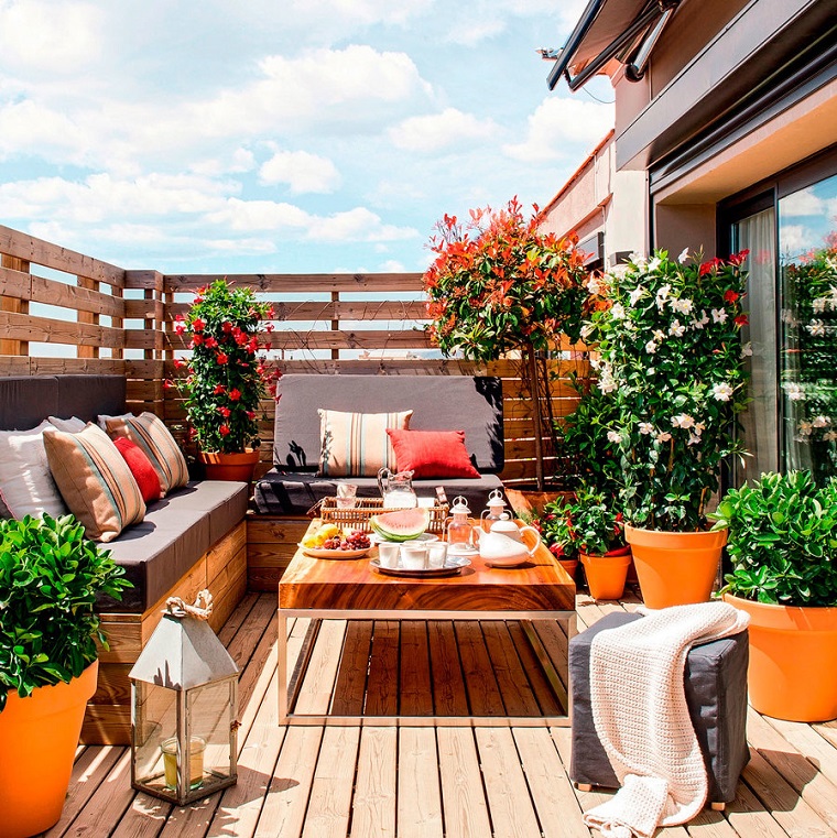 Arredare un terrazzo di design e creare un angolo davvero chic ... Come attrezzare un terrazzo