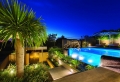 Giardini con piscina – 24 idee molto chic e all’avanguardia!