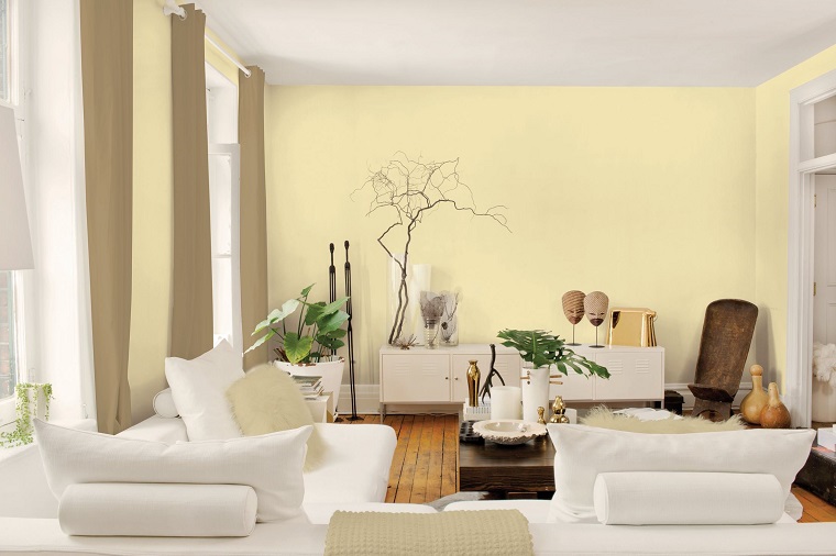 pitturare casa nuance avorio soggiorno
