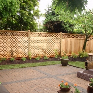 Separè da giardino: alcune idee belle e funzionali per garantire la privacy