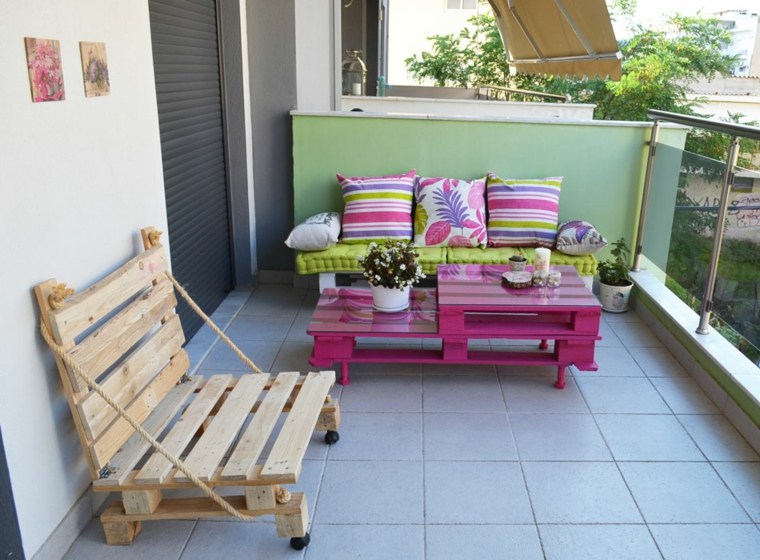 Arredamento con bancali di legno: 24 idee per la casa con i pallet ... Bancali legno idee