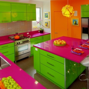 Cucine colorate: alcuni suggerimenti particolari e di tendenza!