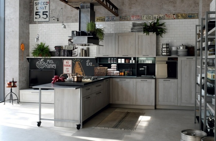 Cucina con penisola: ecco come creare ancora più comfort e funzionalità