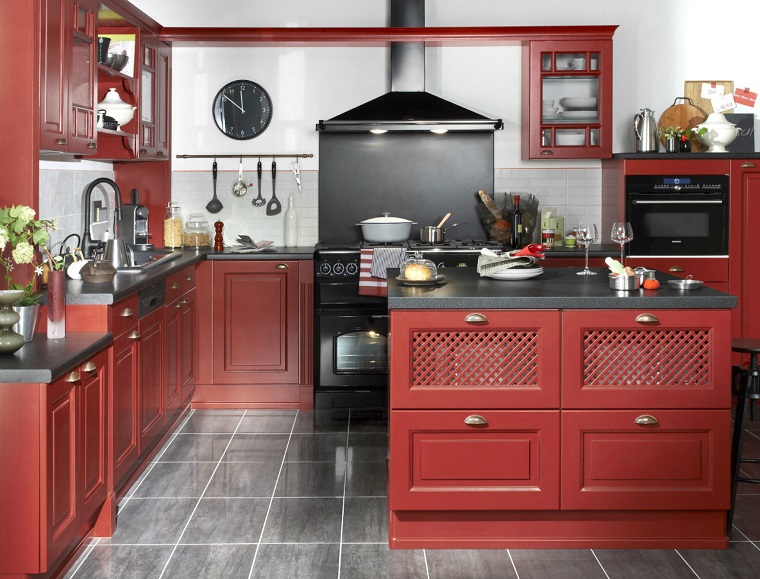 proposta design classico cucina colore rosso