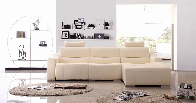 arredamento soggiorno moderno-divani-bianchi