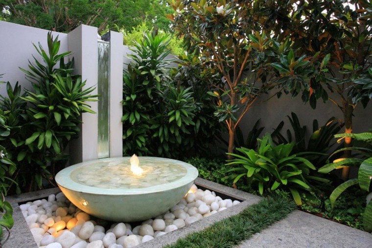 fontana-da-giardino-stile-zen-forma-rotonda