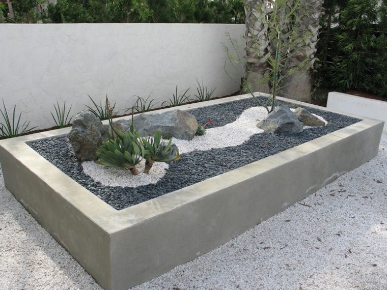 giardino roccioso-forma-rettangolare-piante