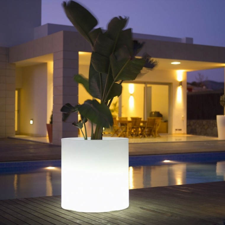 illuminazione da giardino-led-vaso-originale