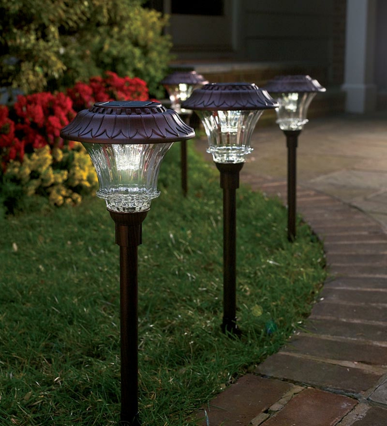 Illuminazione da giardino led: idee e soluzioni per outdoor ... Lampade giardino led