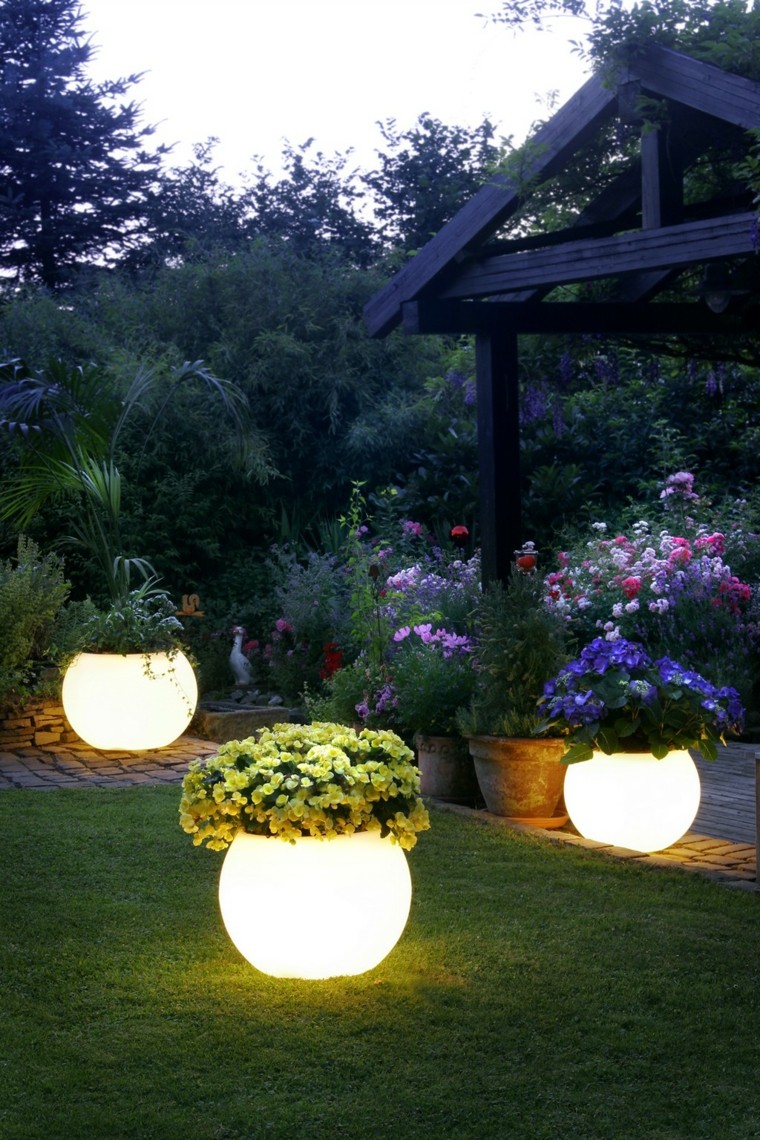 Garden Mile Lanterna Solare LED Grande 35 Cm - Luce Tremolante Effetto Candela Per Esterno, Autunnale