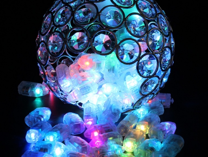 Lanterne da esterno: come illuminare il giardino con originalità