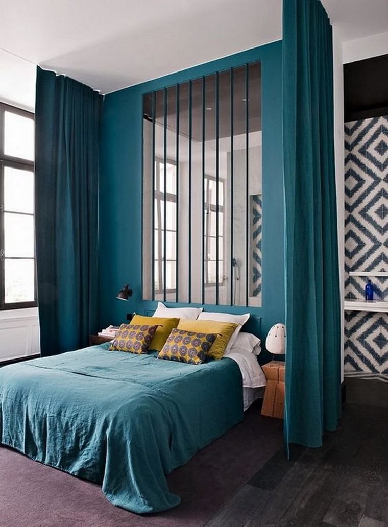 arredare-camera-da-letto-design-moderno-pareti-blu