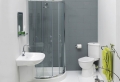 Bagno piccolo moderno: 10 idee salvaspazio di design