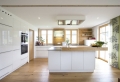 Cucina bianca: 10 idee di arredamento moderno per ogni gusto ed esigenza