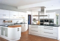 Cucina bianca moderna: ecco 10 idee di arredamento per uno spazio unico