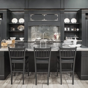 Cucine stile inglese: atmosfere calde, tanto legno e cura dei dettagli
