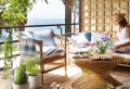 Decorare balcone: i colori dell’estate per un’oasi di benessere