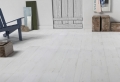 Parquet bianco: la naturalezza della materia per ambienti carichi di luce