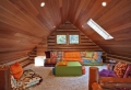 Idee mansarda: 25 composizioni originali con il legno protagonista