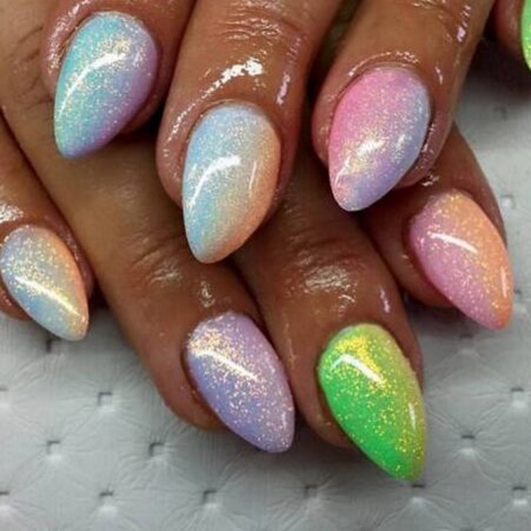 gel-nail-art-colori-arcobaleno