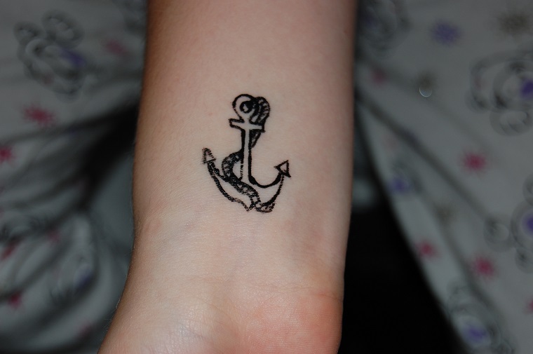 tatuaggi-ancora-proposta-interno-braccio