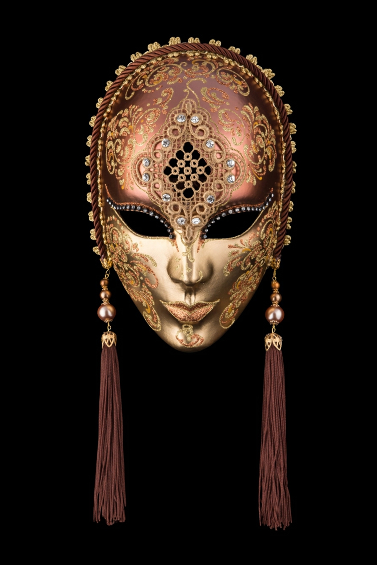 maschera-veneziana-proposta-tutto-viso-color-oro-fronte-scura-decorazioni-lungo-orecchie