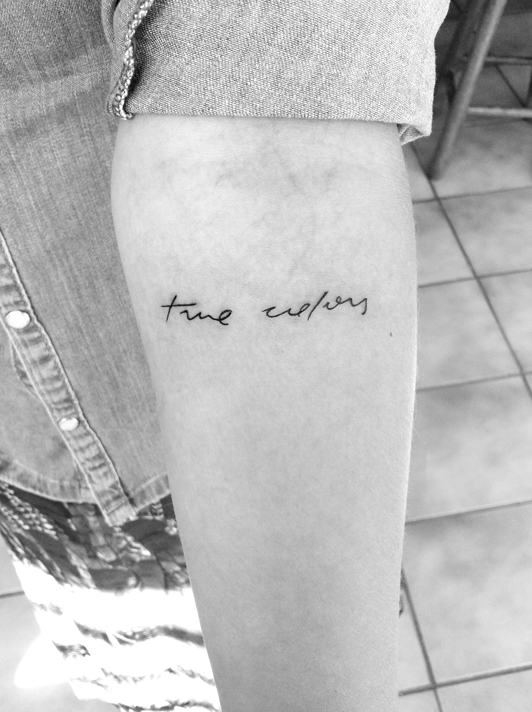 scritte-tatuaggi-esempio-semplice-braccio