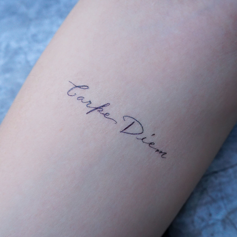 tatuaggi-scritte-proposta-raffinata
