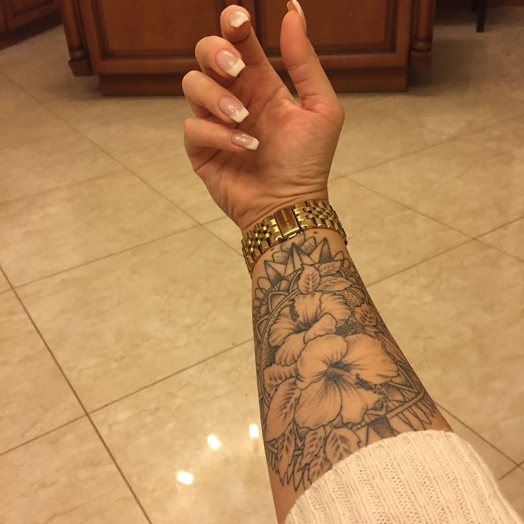 tatuaggio-avambraccio-idea-fiori