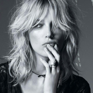 Capelli scalati: una carrellata di proposte moda di tutte le lunghezze