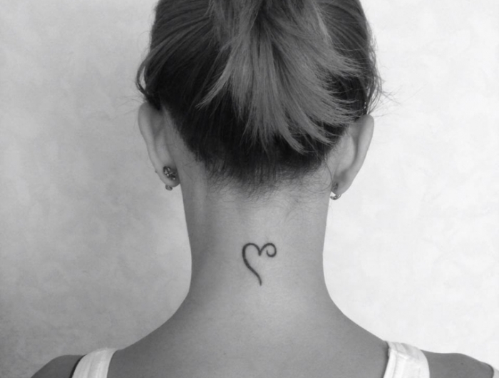 100 idee per tatuaggi femminili – piccoli, grandi e scritte da copiare