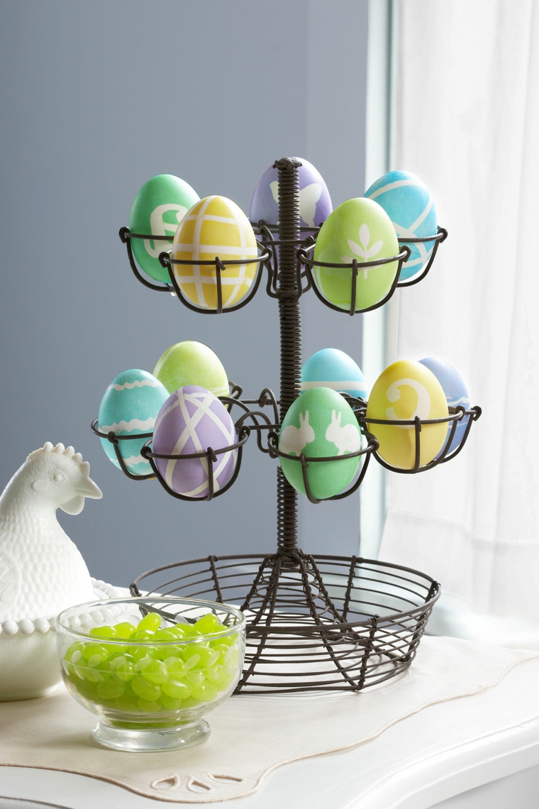 Khevga – 48 Uova Di Pasqua Decorative In Plastica, Viola/bianco/grigio, Con Pois E Strisce, 4 E 6 Cm, Con Cordino In Tessuto Per Appendere – Decorazioni Pasquali Eleganti E Riutilizzabili