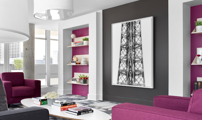 Idea tabella colori, abbinamento colore grigio e viola, pareti colorate, set sala da pranzo 