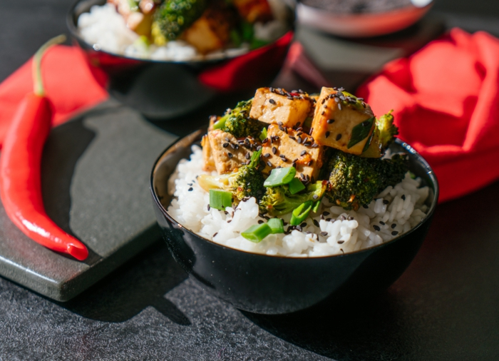 Ricette con tofu: tanti modi sfiziosi per cucinare un alimento buono e sano